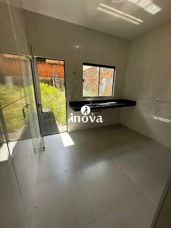 Casa para aluguel no Santa Maria: 