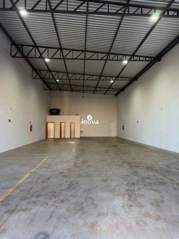 Galpão para aluguel no Laranjeiras, Parque das: 