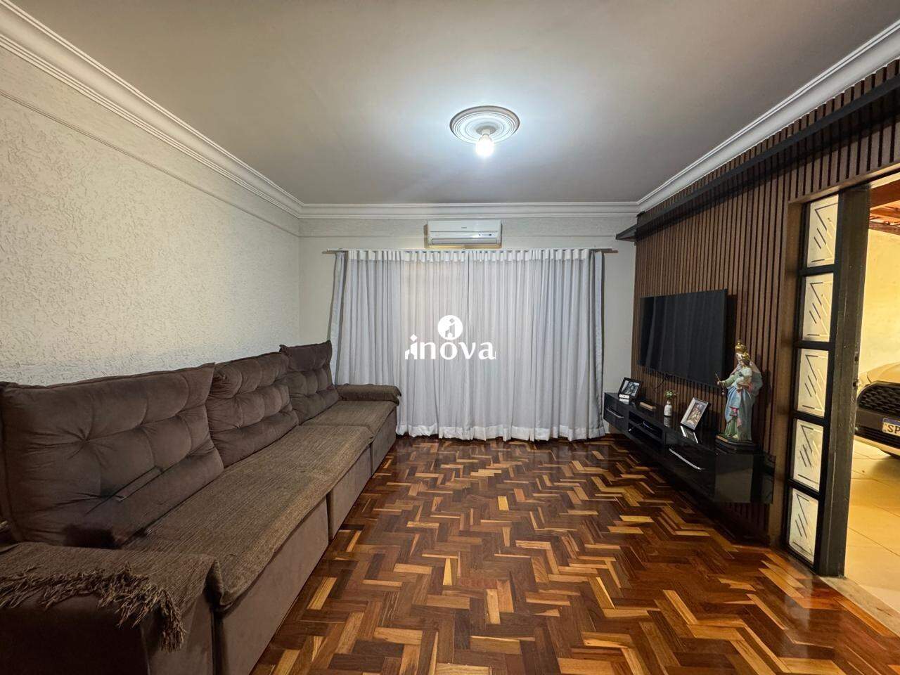 Casa à venda no Induberaba - Jardim: 