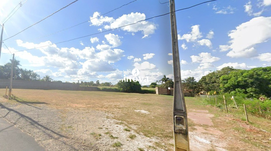 Terreno/Área à venda no Centro: 