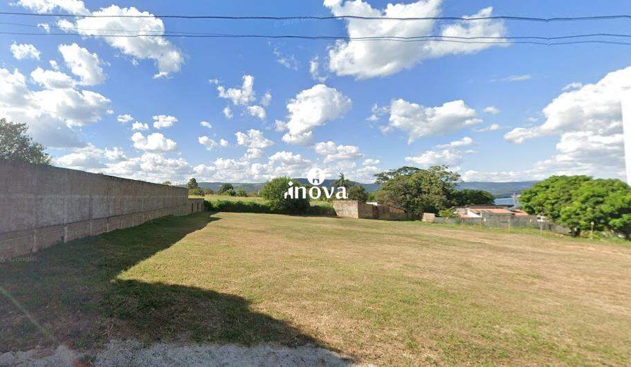 Terreno/Área à venda no Centro: 