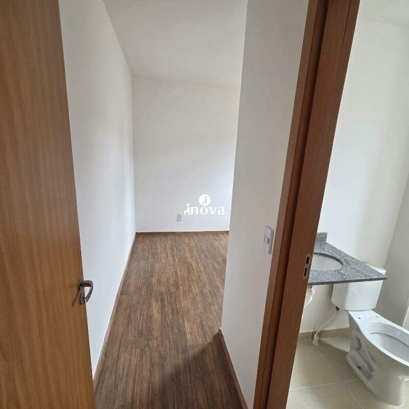 Apartamento à venda no Jardim do Lago: 