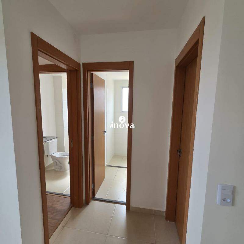 Apartamento à venda no Jardim do Lago: 