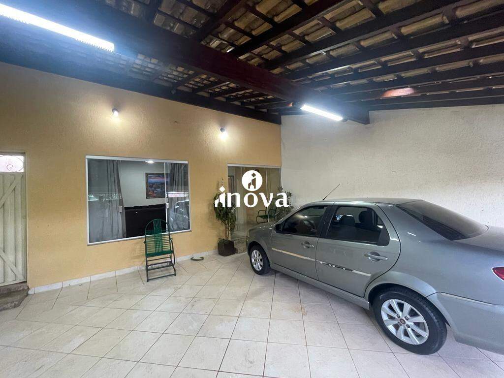 Casa à venda no Fabrício: 