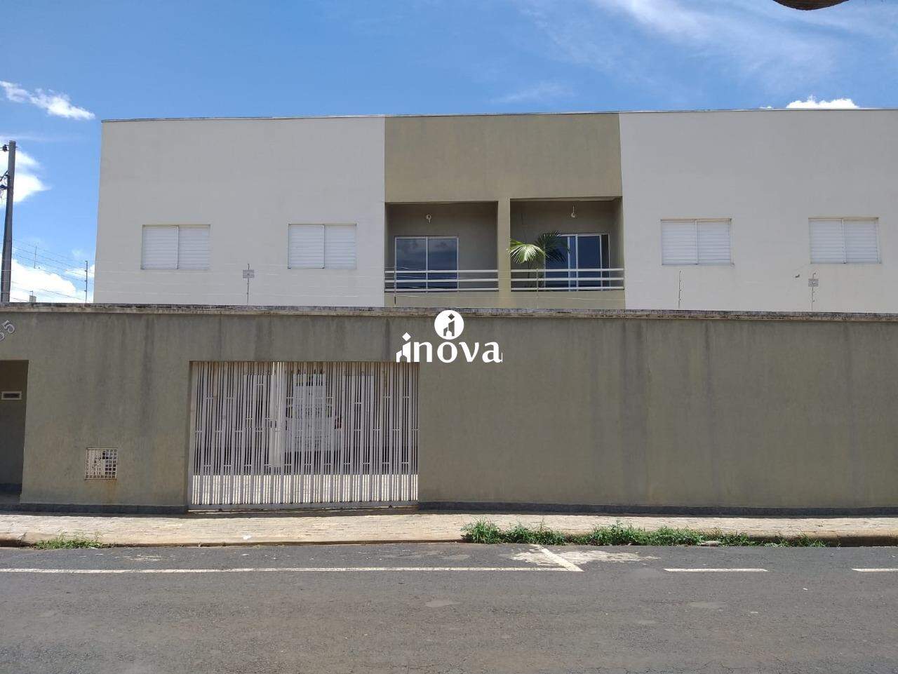 Apartamento à venda no Tutunas: 