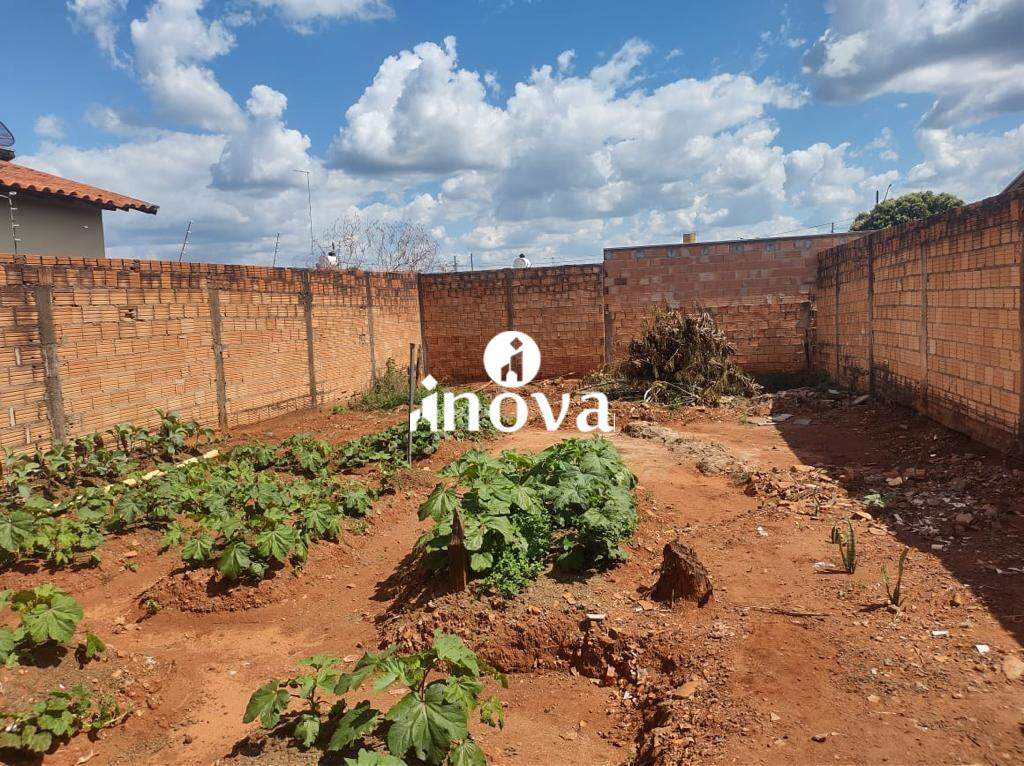 Terreno/Área à venda no Copacabana, Jardim: 