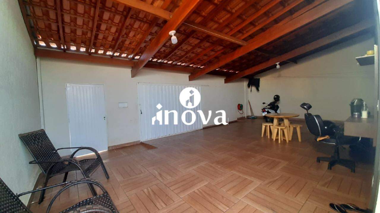 Casa à venda no Itália, Jardim: 