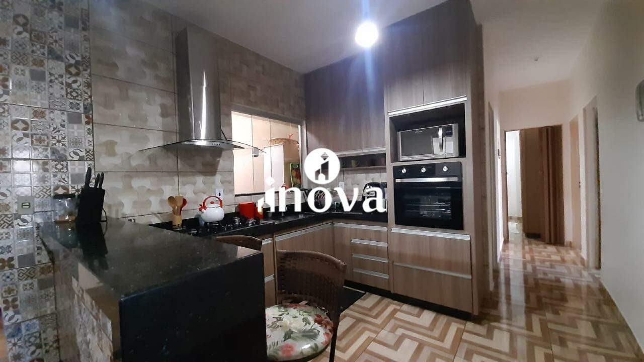 Casa à venda no Itália, Jardim: 