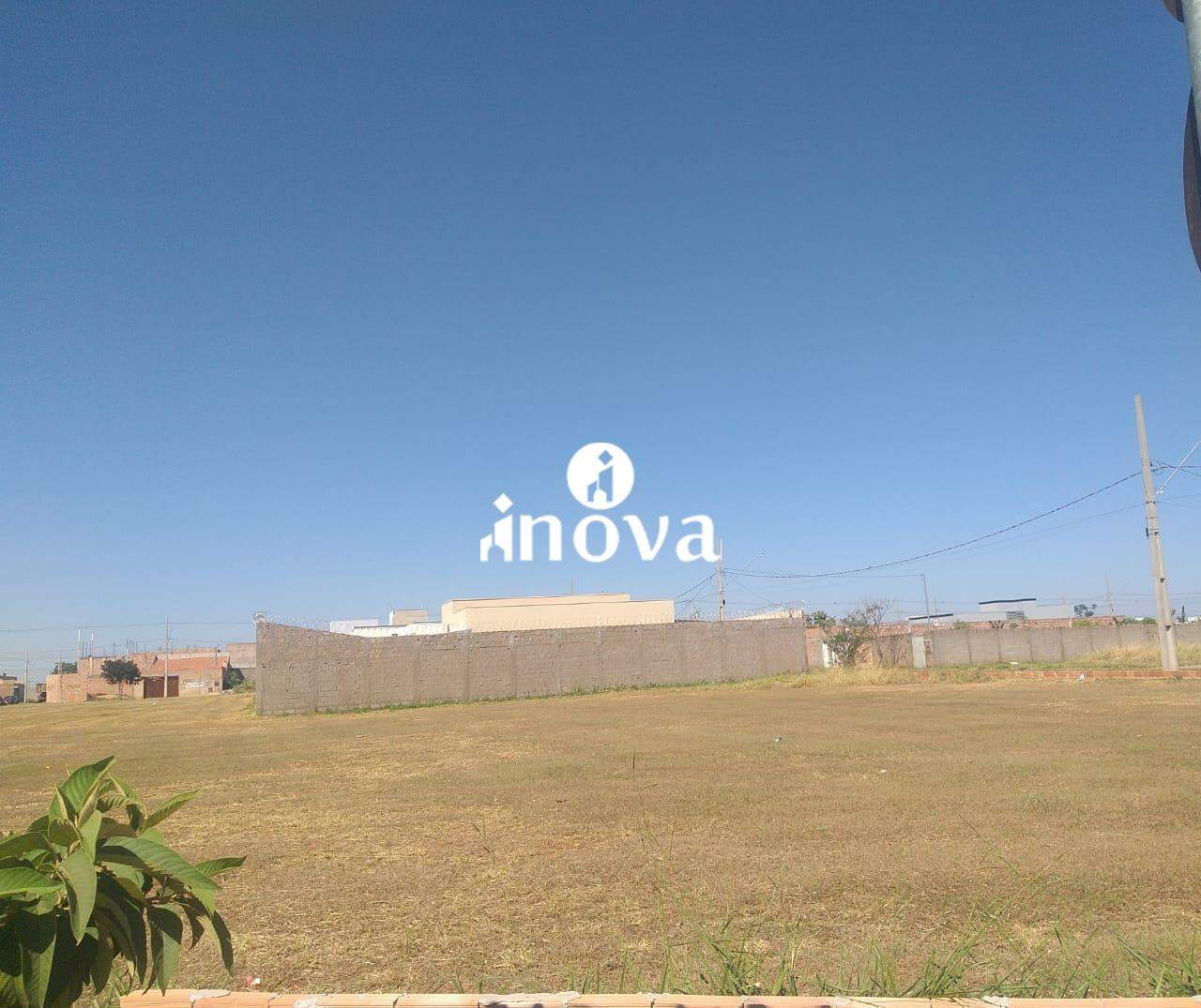 Terreno/Área à venda no Laranjeiras, Parque das: 