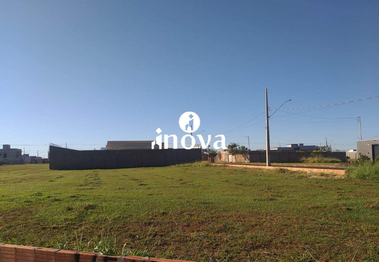 Terreno/Área à venda no Laranjeiras, Parque das: 