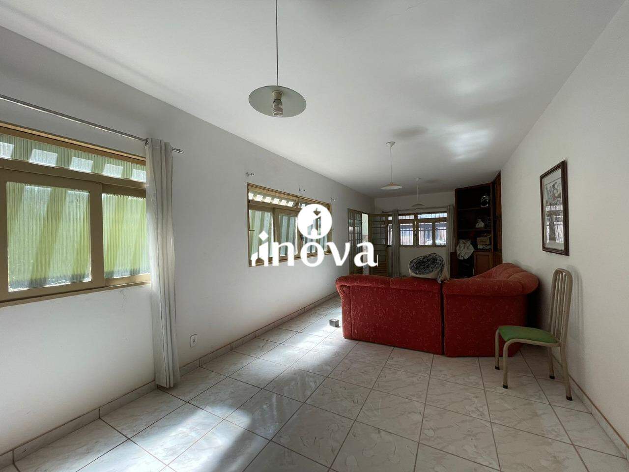 Casa à venda no Fabrício: 