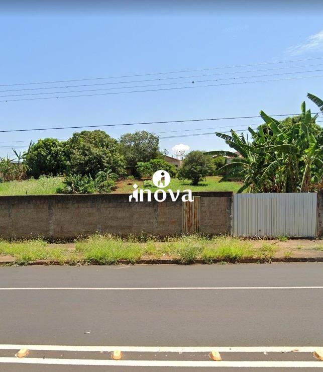 Terreno/Área à venda no Abadia: 