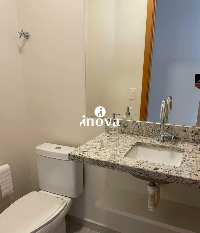 Apartamento à venda no Mercês: 