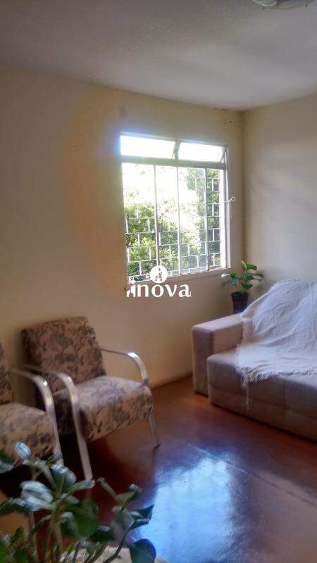 Apartamento à venda no Frei Eugênio: 