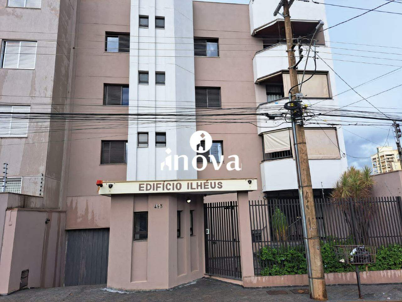 Apartamento à venda no Mercês: 