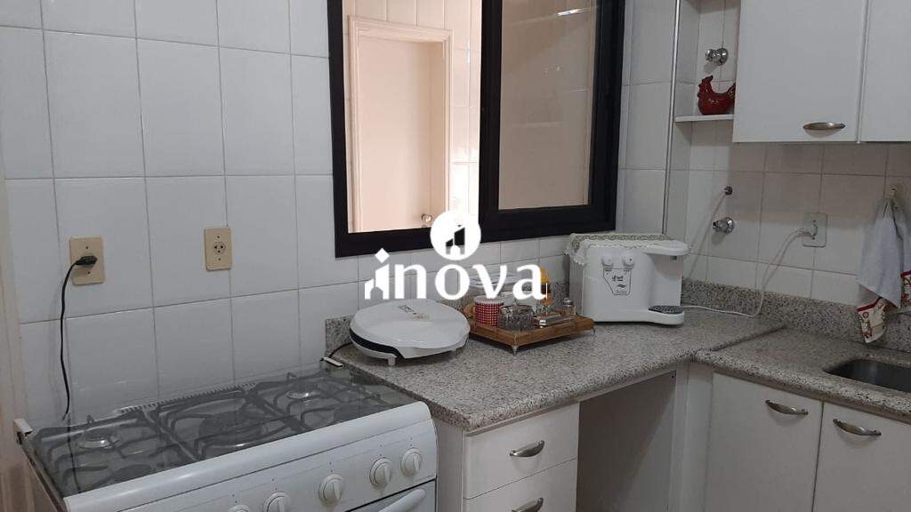 Apartamento à venda no Mercês: 