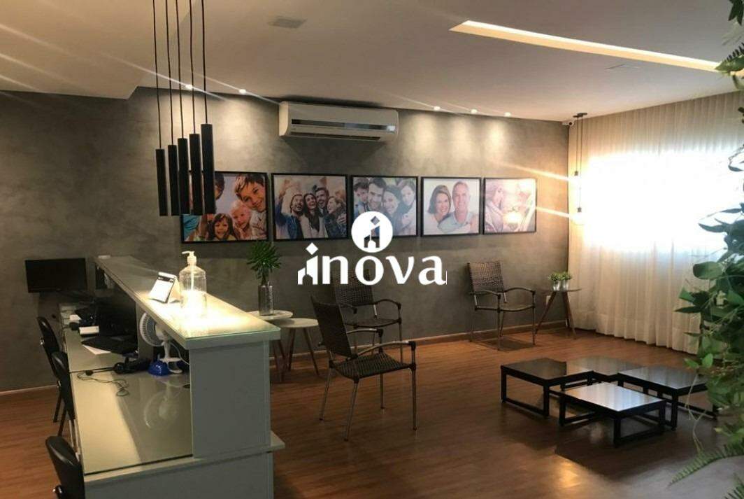 Sala ou Loja à venda no Centro: 