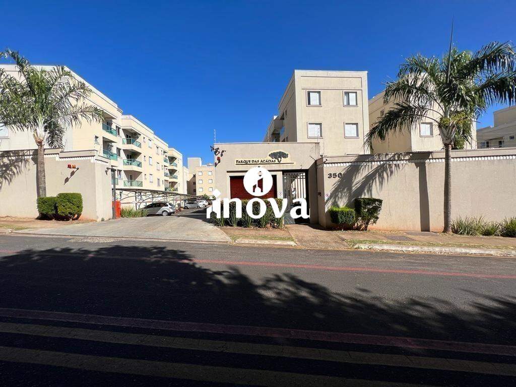 Apartamento à venda no Jardim do Lago: 