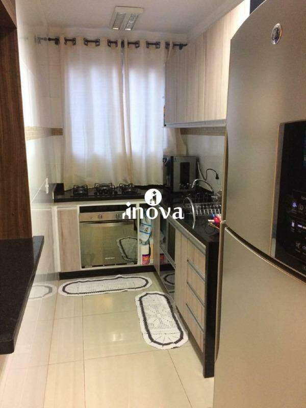 Apartamento à venda no Jardim do Lago: 