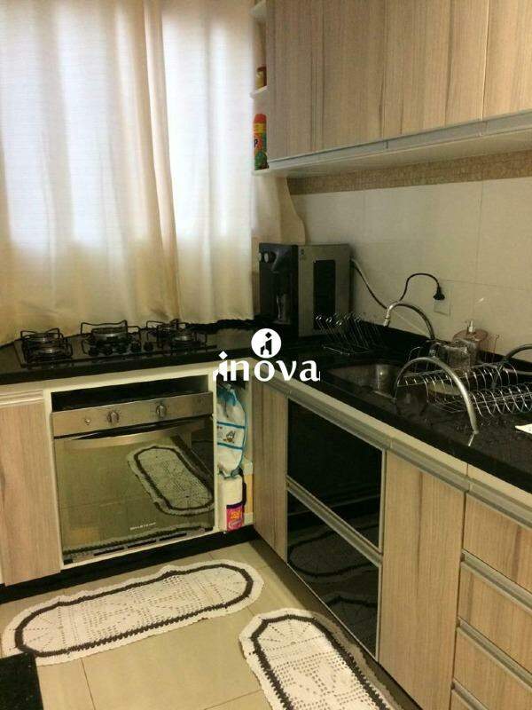 Apartamento à venda no Jardim do Lago: 