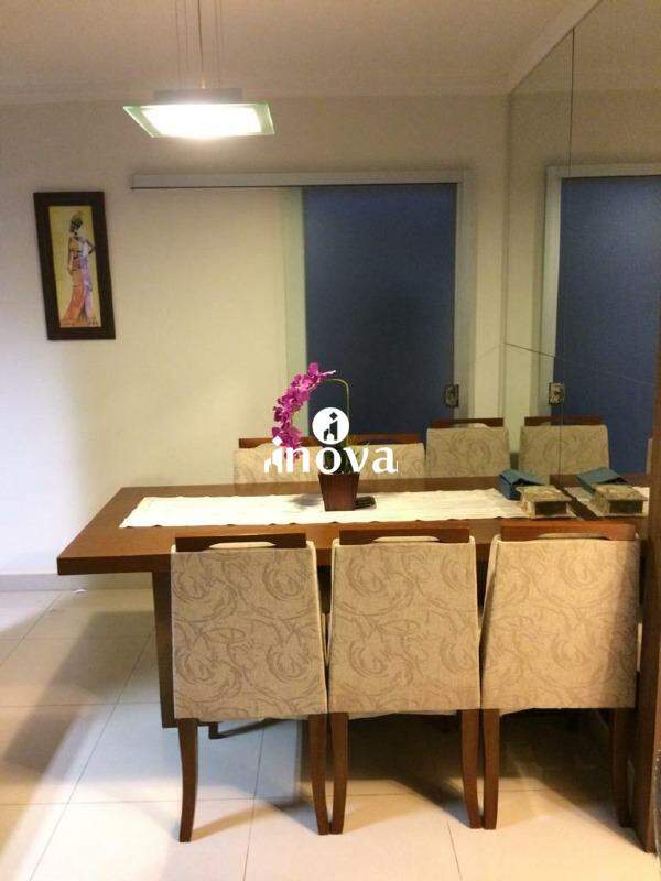 Apartamento à venda no Jardim do Lago: 