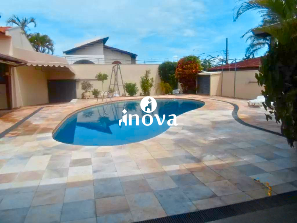 Casa à venda no Vila Olímpica: 