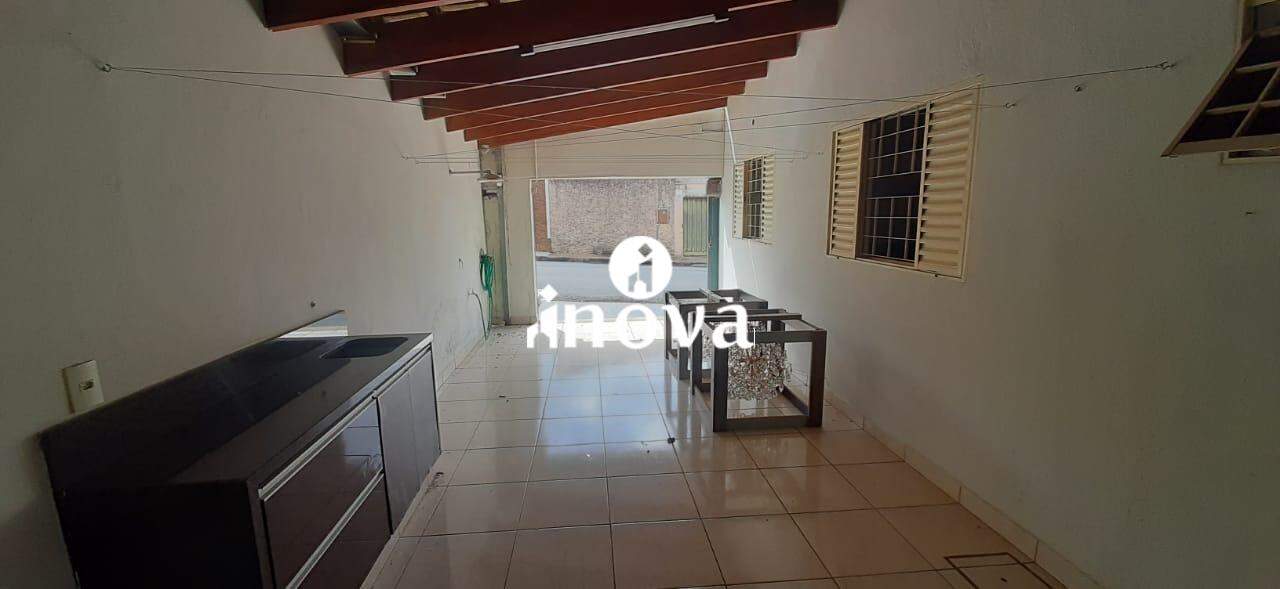 Casa à venda no Costa Teles I: 