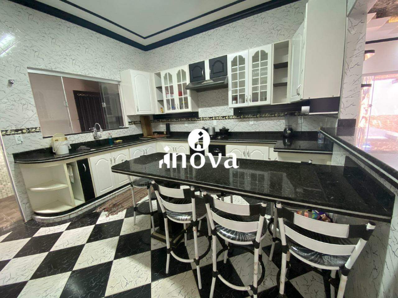 Casa à venda no Elza Amui I: 