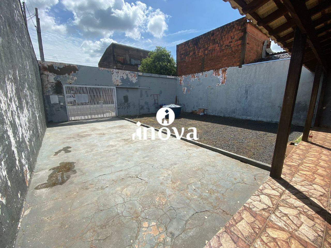 Casa à venda no Elza Amui I: 