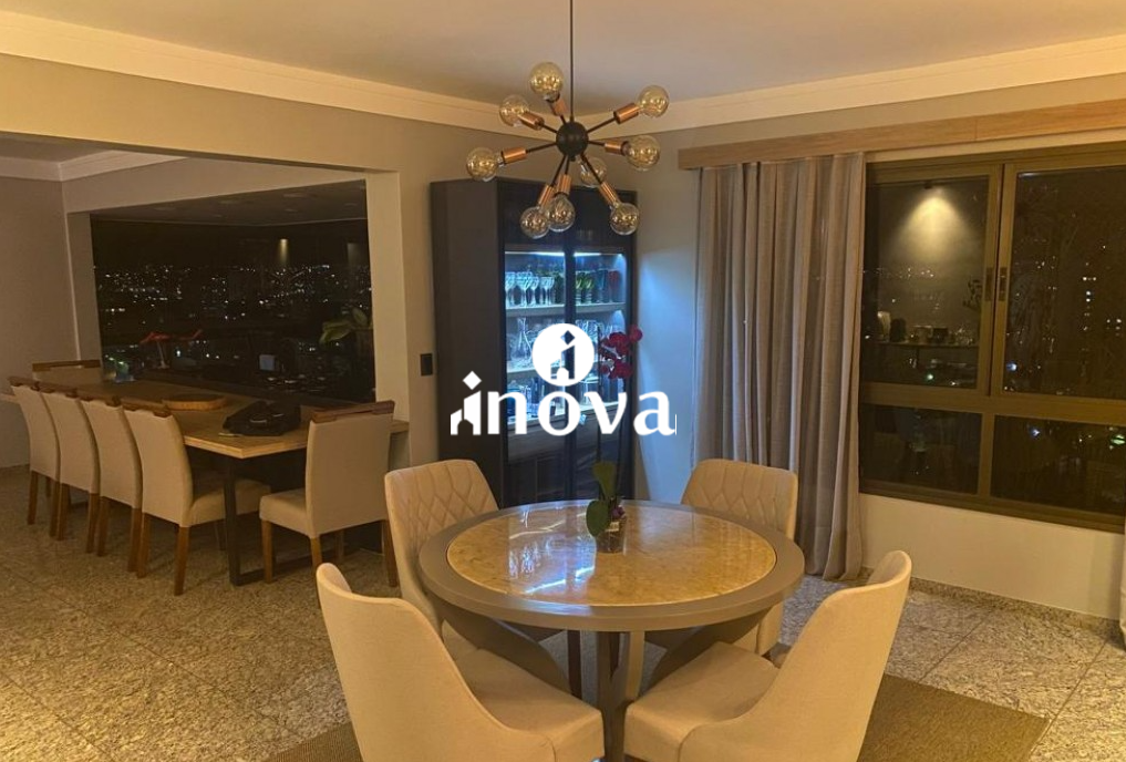 Apartamento à venda no Mercês: 