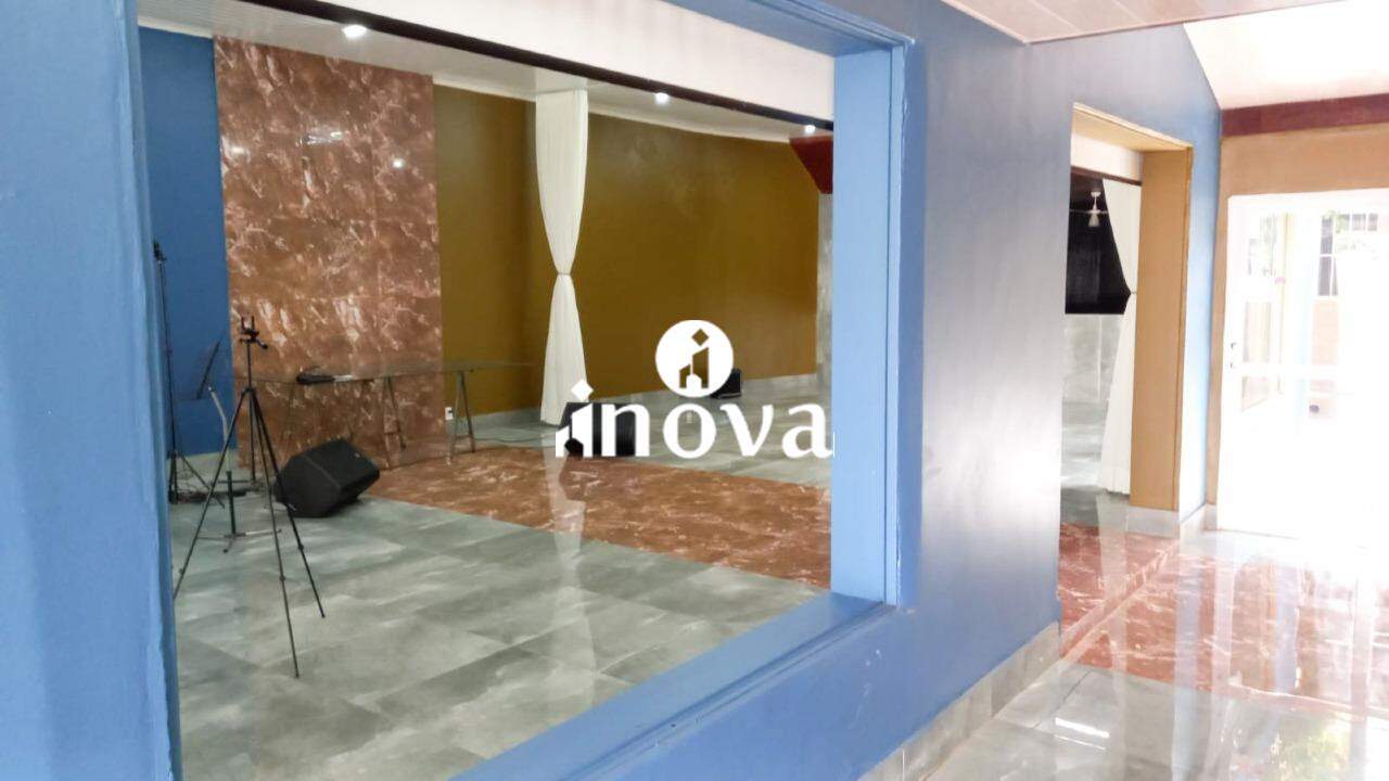 Casa à venda no Fabrício: 