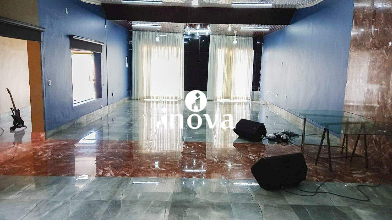 Casa à venda no Fabrício: 