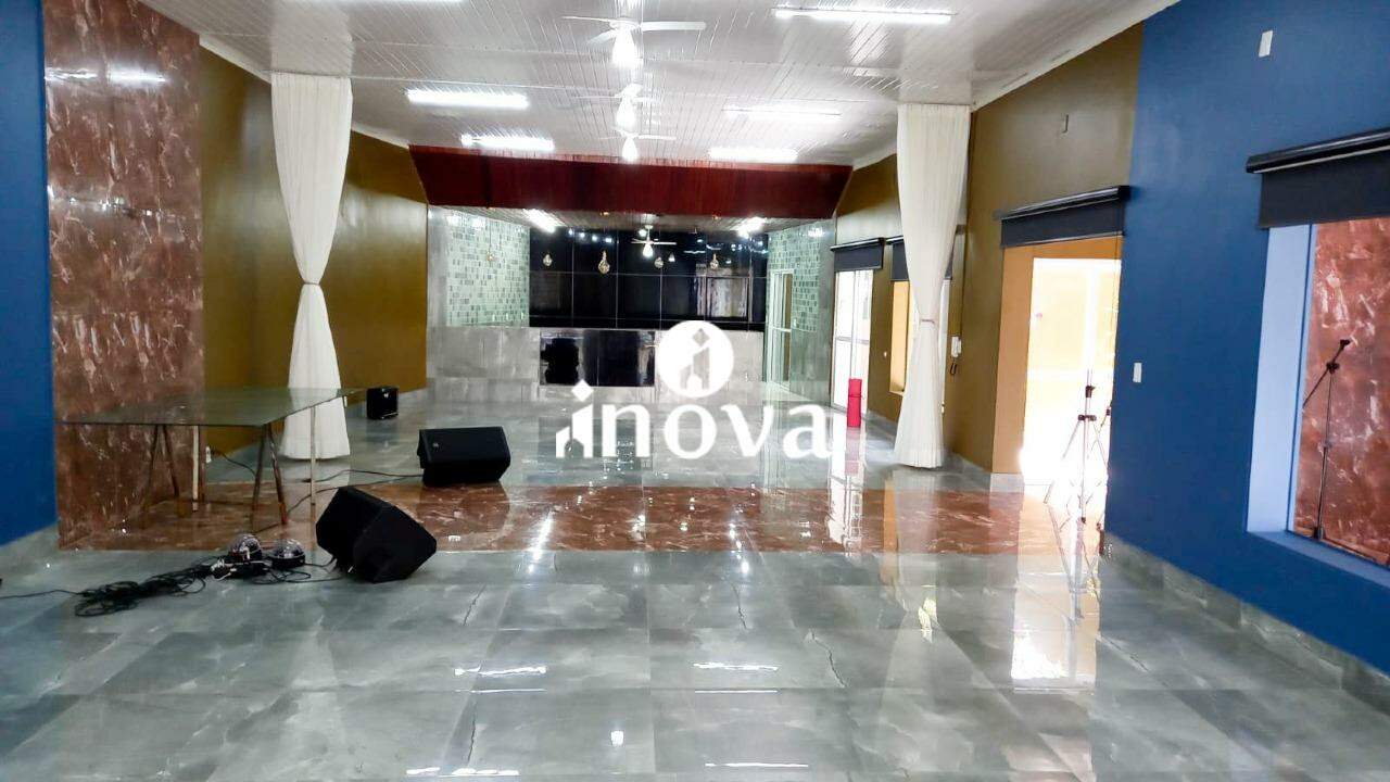 Casa à venda no Fabrício: 