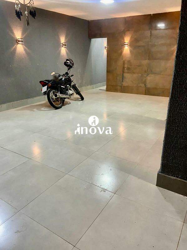 Casa à venda no Fabrício: 