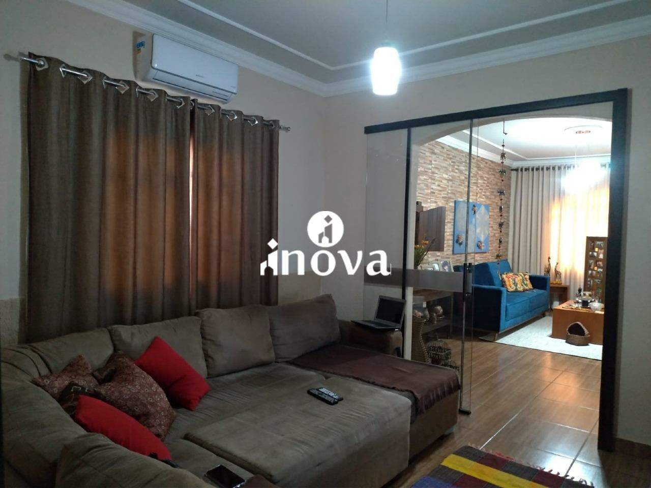 Casa à venda no Amoroso Costa: 