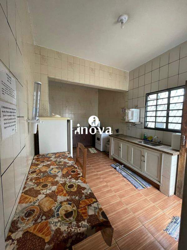 Casa à venda no Centro: 