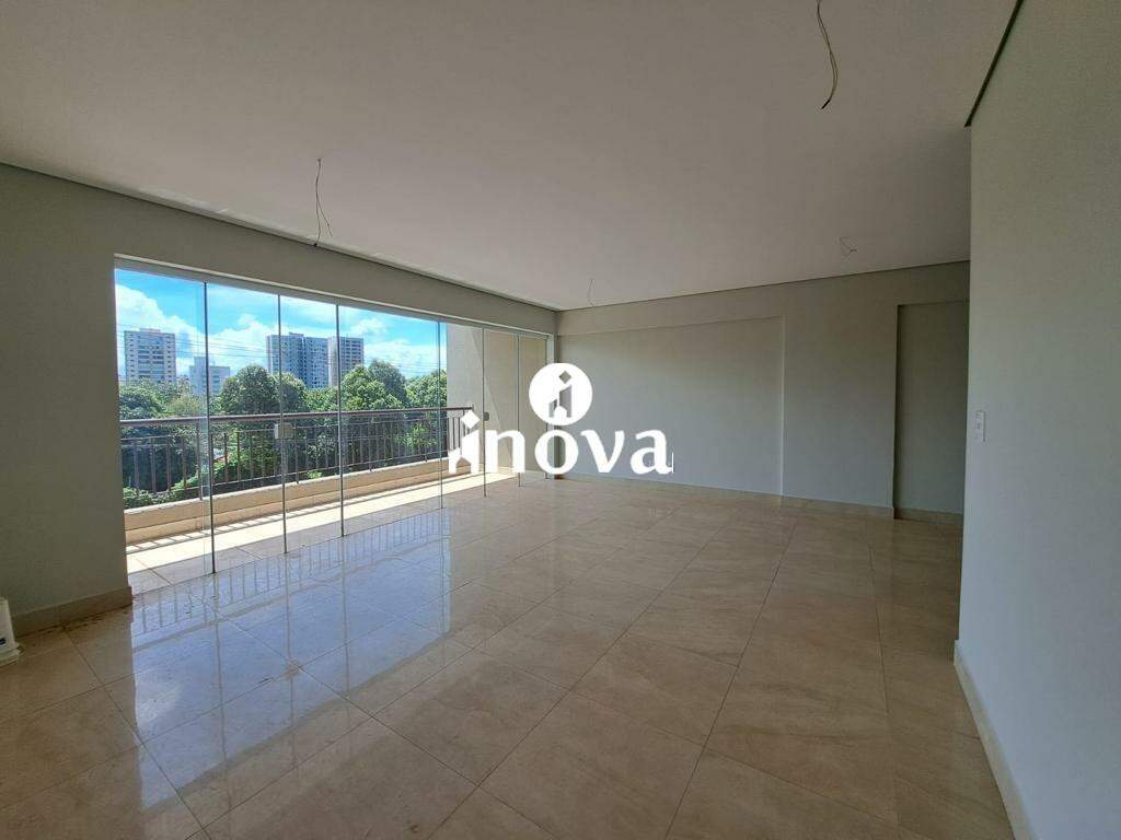 Apartamento à venda no Jardim do Lago: 