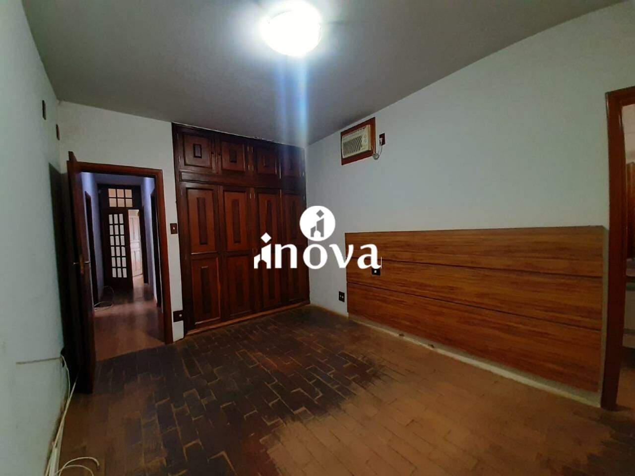 Casa à venda no Abadia: 