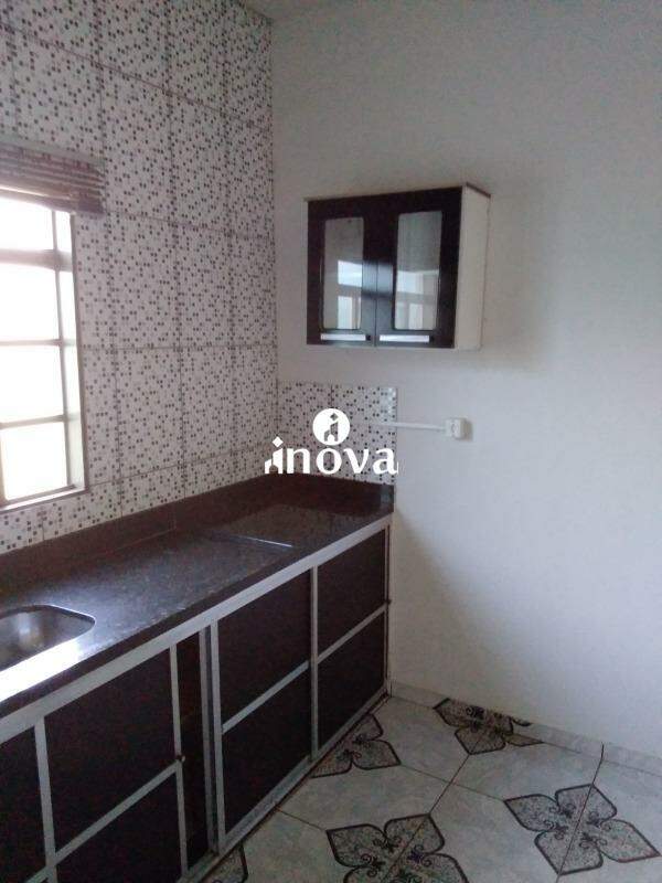 Casa à venda no Elza Amui I: 