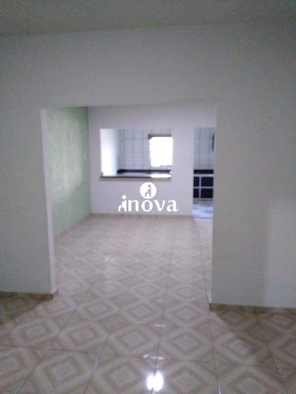 Casa à venda no Elza Amui I: 