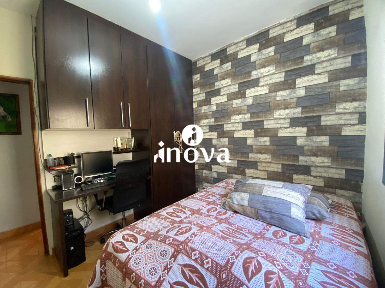 Casa à venda no Manoel Mendes: 