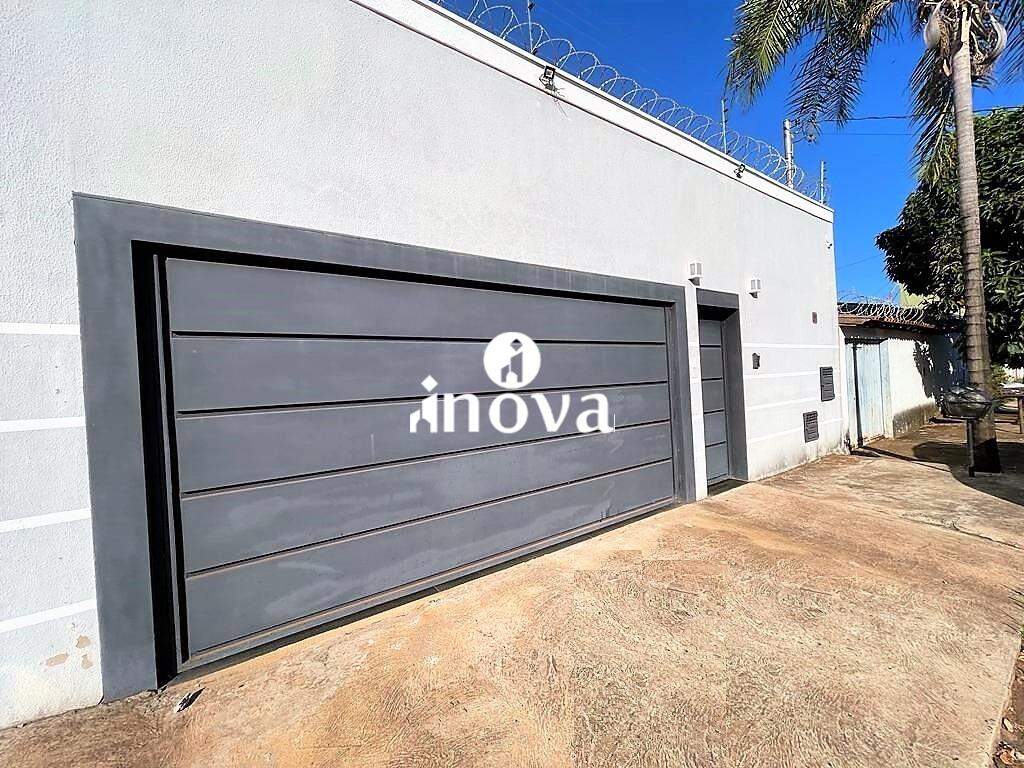 Casa à venda no Estados Unidos - Res.: 