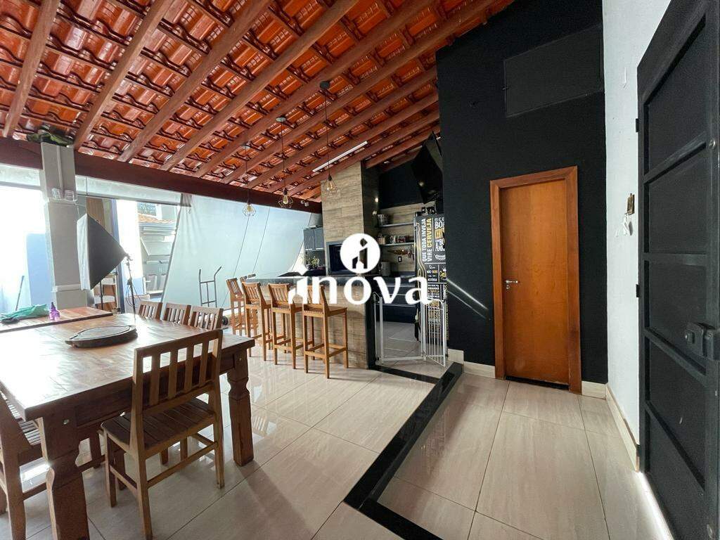 Casa à venda no Estados Unidos - Res.: 