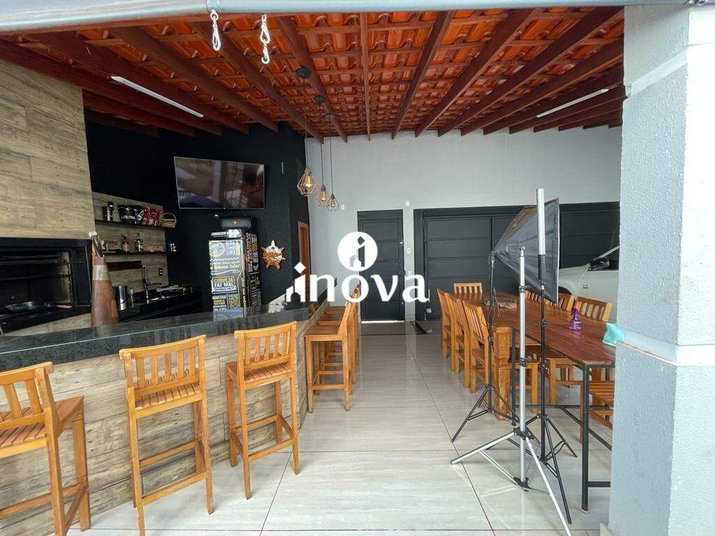 Casa à venda no Estados Unidos - Res.: 