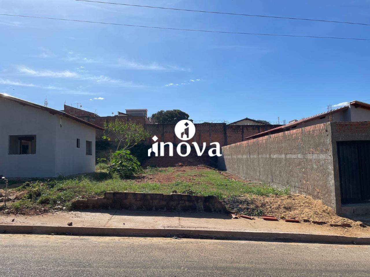 Terreno/Área à venda no Costa Teles II: 