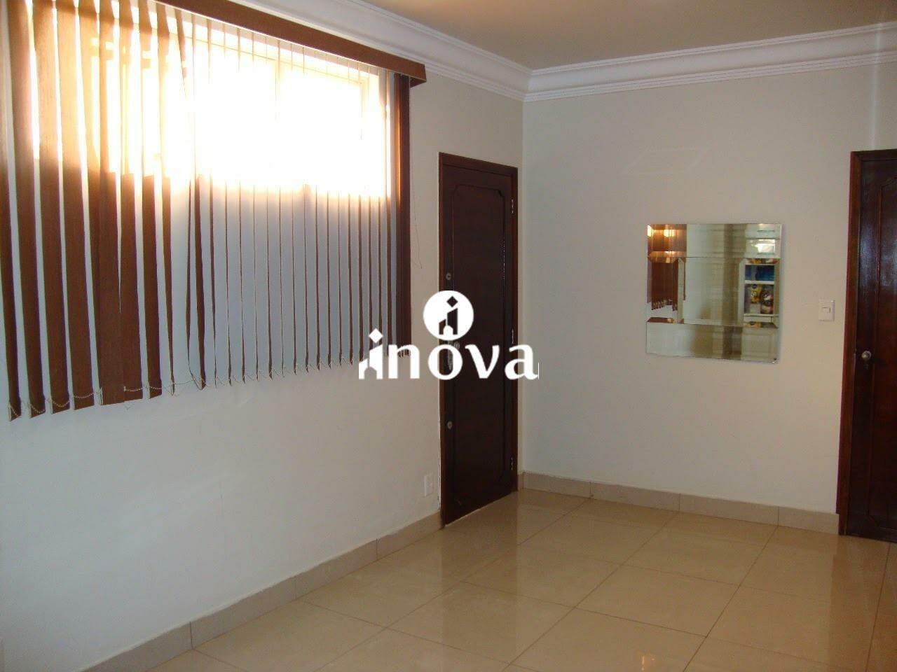 Casa à venda no Alexandre Campos - Jardim: 