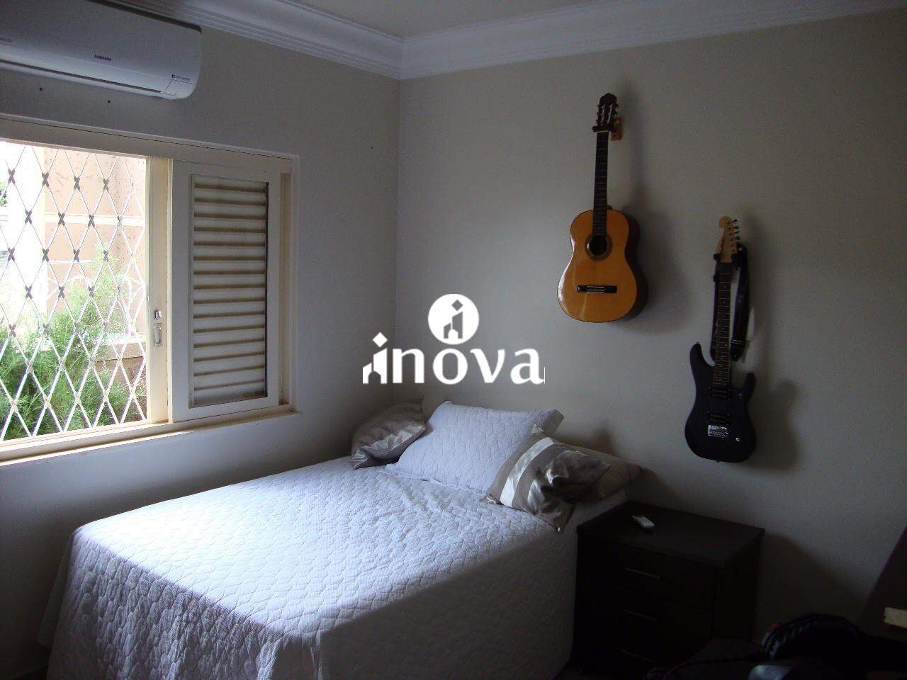 Casa à venda no Alexandre Campos - Jardim: 