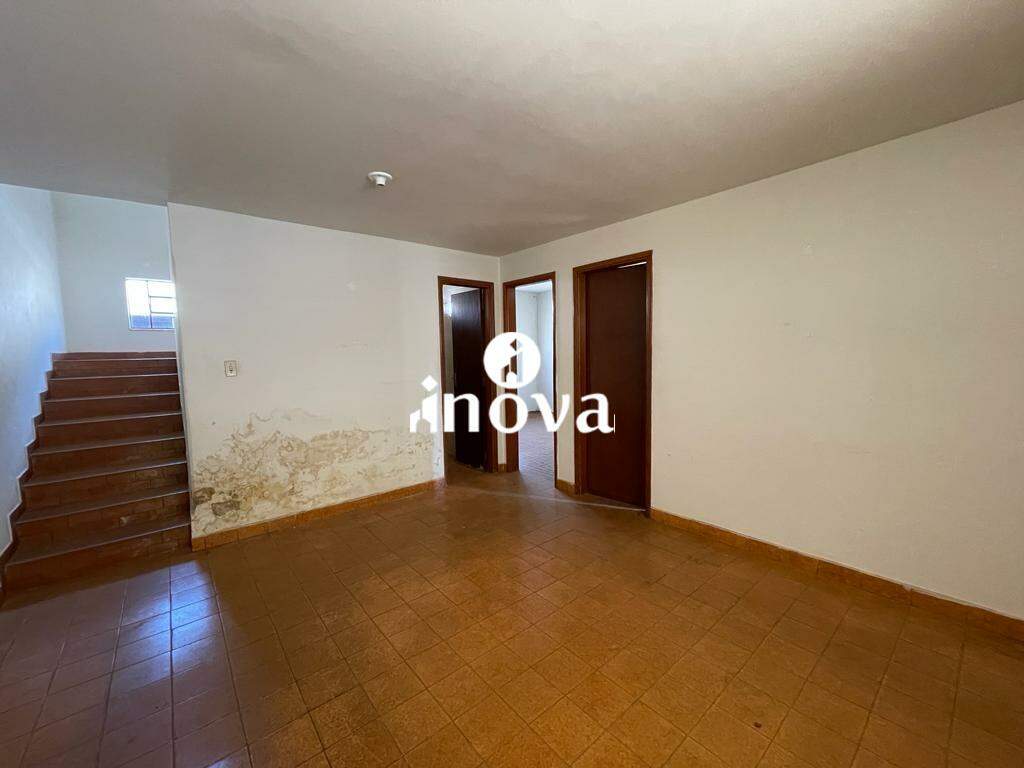 Casa à venda no Mercês: 