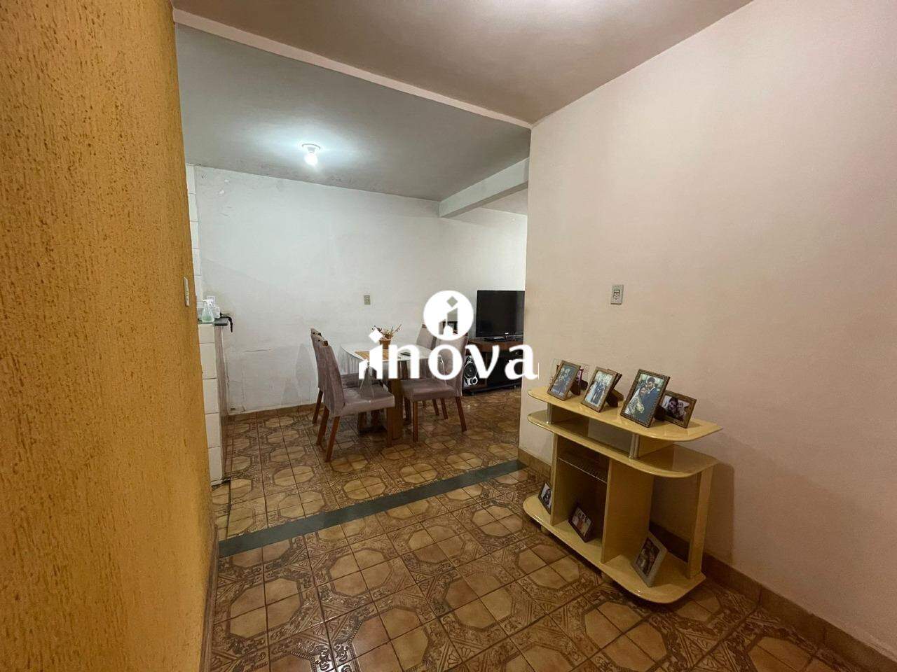 Casa à venda no Volta Grande: 