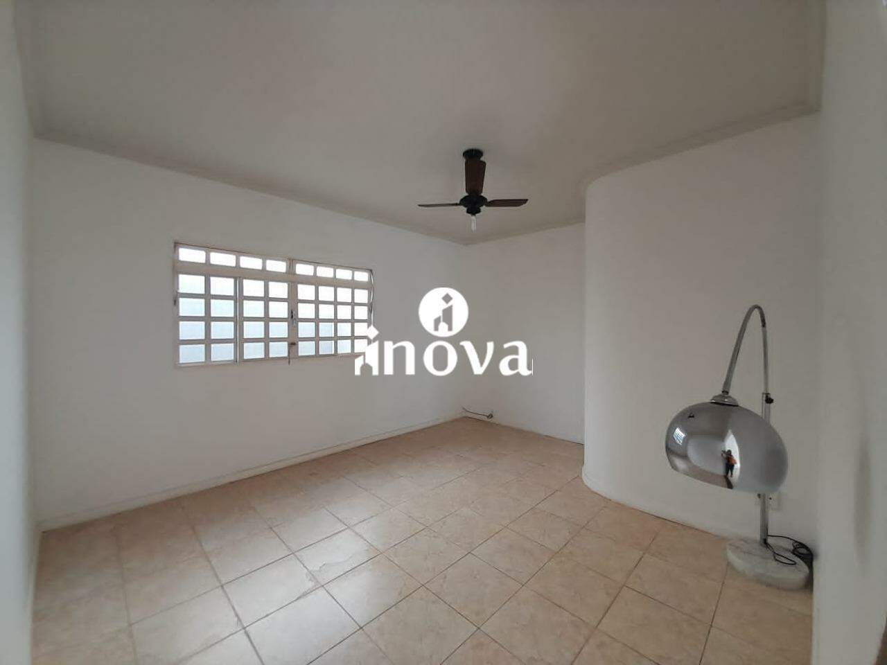 Casa à venda no Fabrício: 